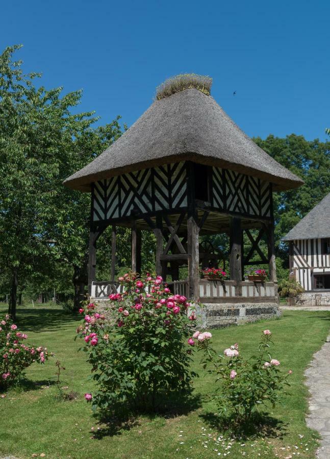 Hotel la ferme chevalier Équemauville Esterno foto